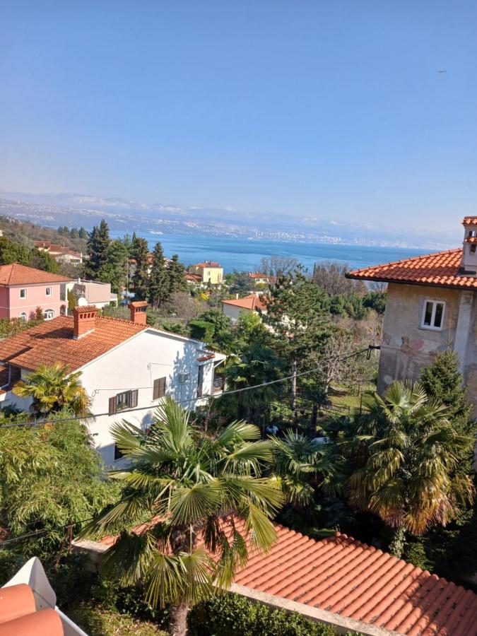 Apartment Lady Daniela Mit Meerblick In